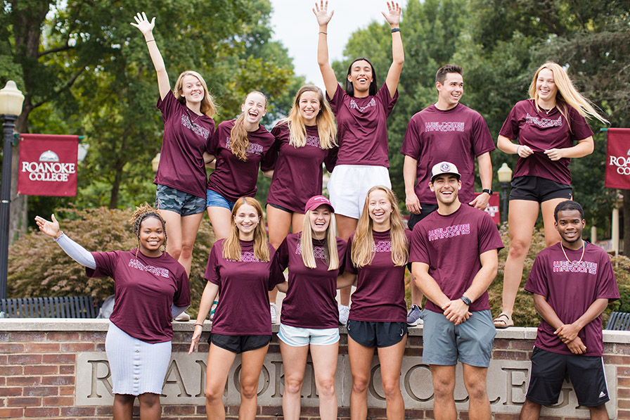 students in maroon shirts