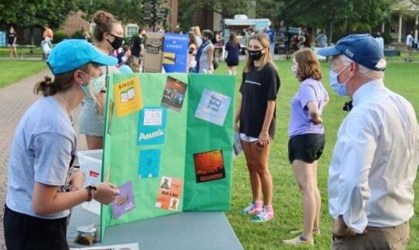 Students at the activities fair