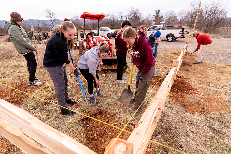 Amherst Survival Center  Civic Engagement & Service-Learning