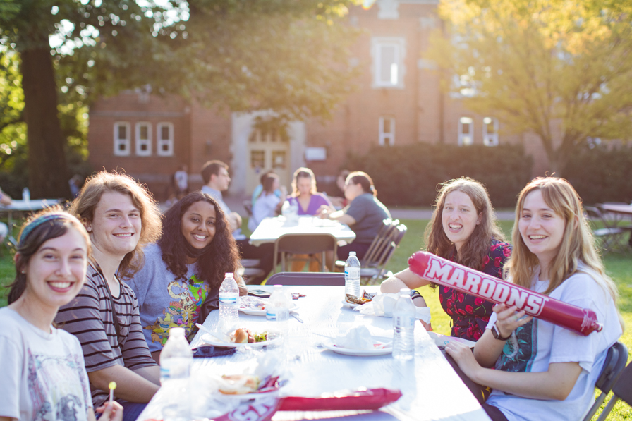 students eating at Friday on the Quad
